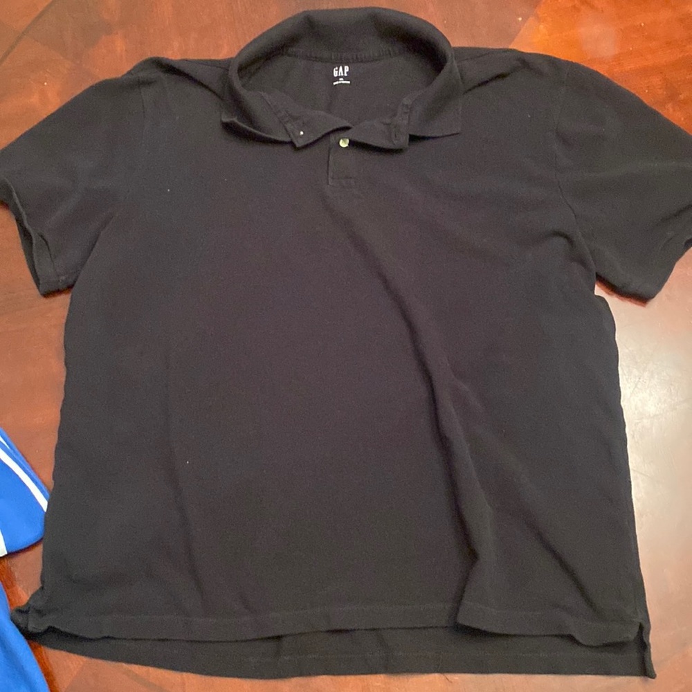 GAP TOP - Picture 1 of 3